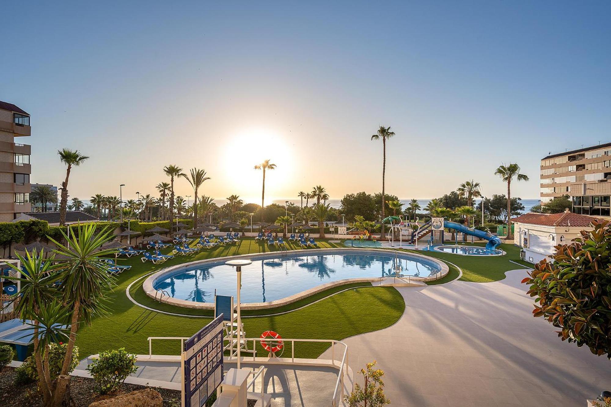Hotel Playas De Torrevieja Dış mekan fotoğraf
